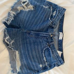 A&F boyfriend denim shorts